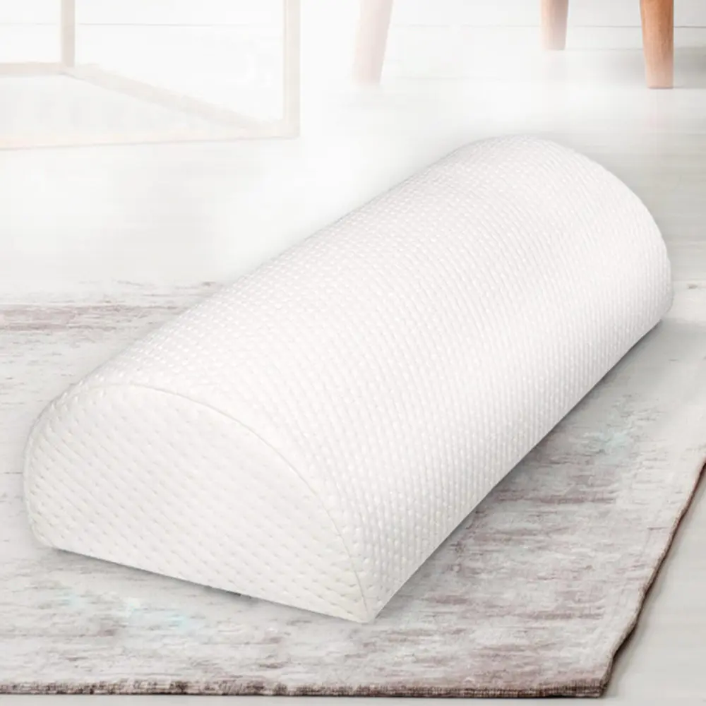 Puting memory foam leg pillow